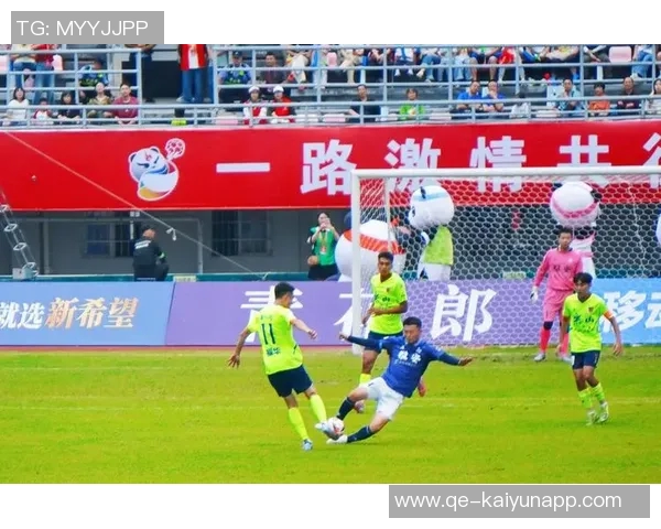 杜埃伤愈复出后首次进球精彩瞬间远距离单刀破门助球队再添胜利