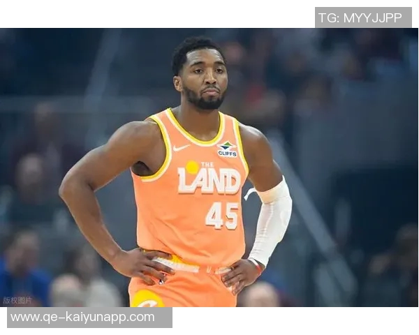 克尼佩尔谈投篮自信与队友协作的重要性感谢他们创造进攻机会 克尼佩尔谈投篮自信与队友协作的重要性感谢他们创造进攻机会