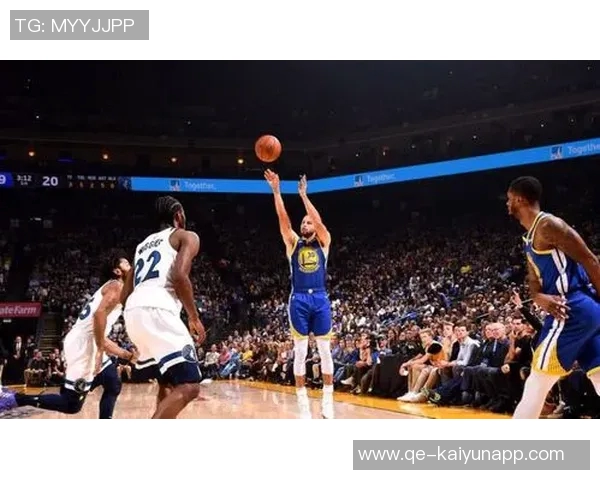 普理查德半场表现出色8投5中三分球命中率高达667贡献12分1篮板3助攻